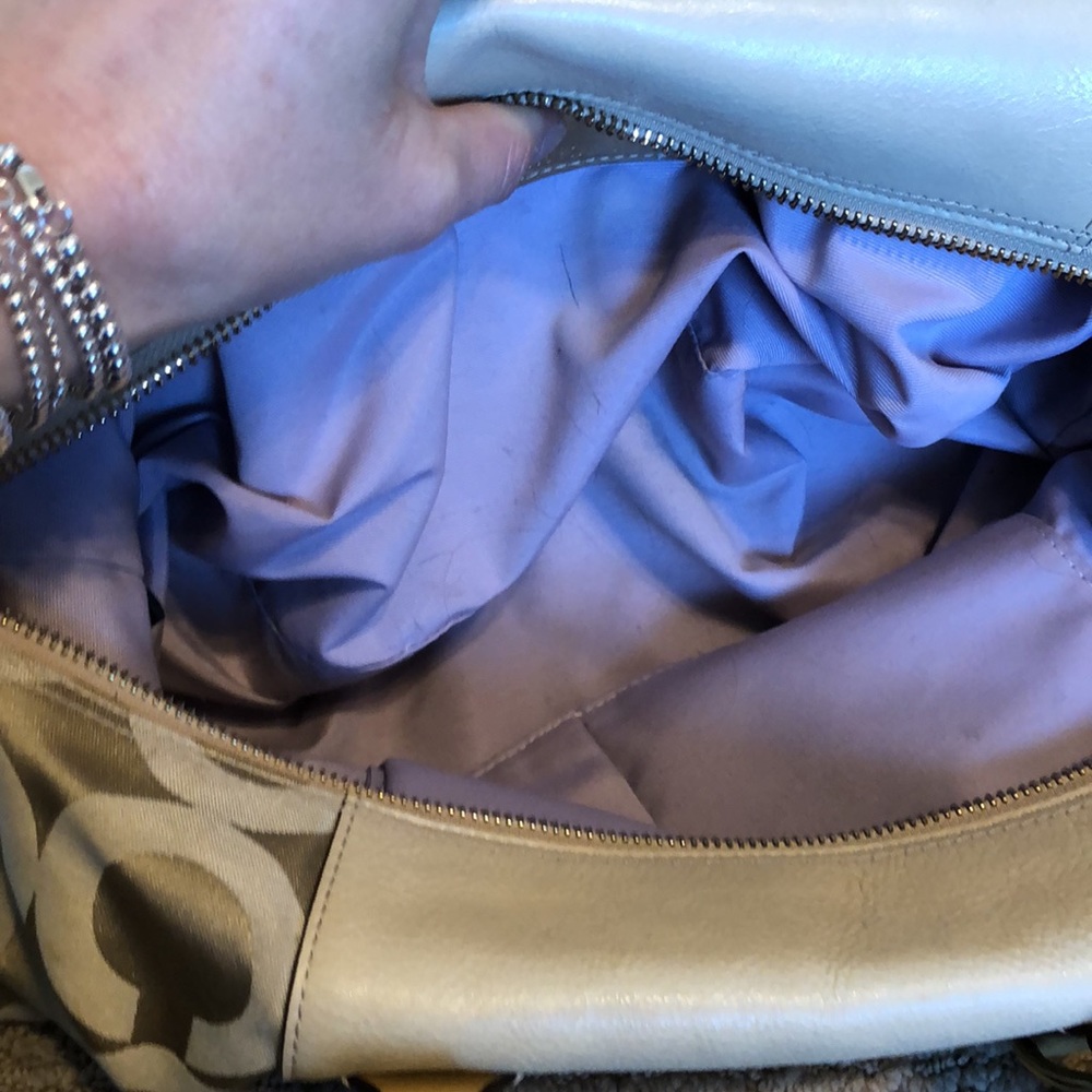 Coach purse - Picture 7 of 7